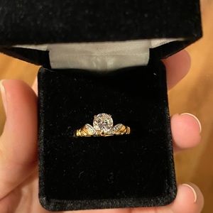 Cubic Zirconia 14k HGE Ring